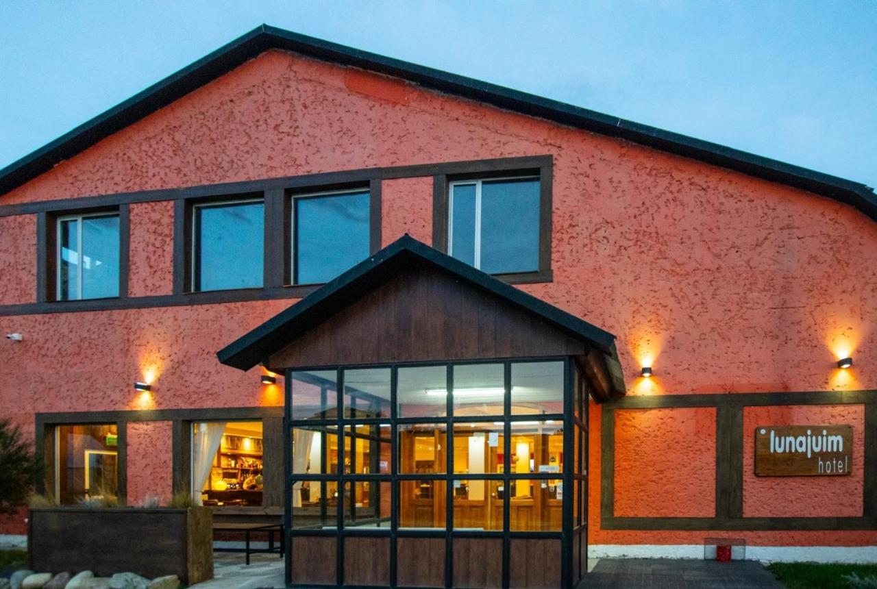 Hotel Lunajuim El Chalten Exteriör bild