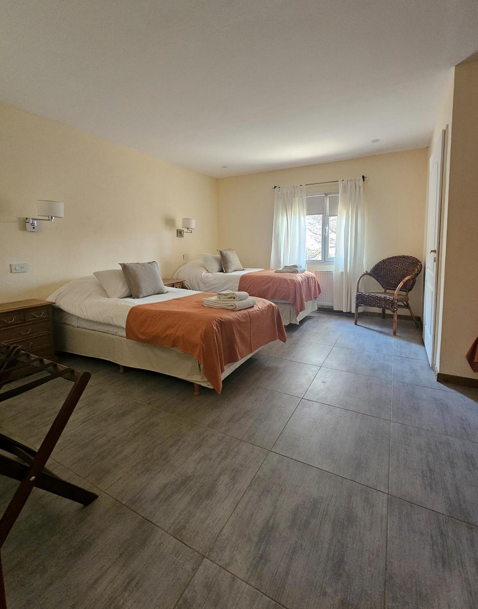 Hotel Lunajuim El Chalten Exteriör bild
